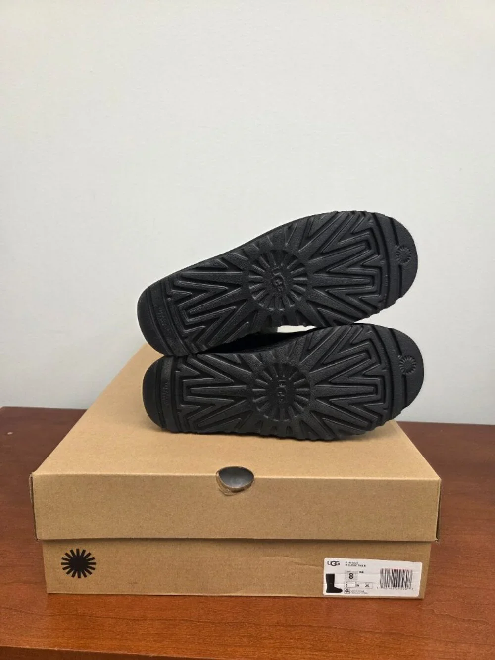 UGG CLASSIC TALL NEW IN BOX WOMEN'S SIZE 7 AND 8 BLACK BOOTS